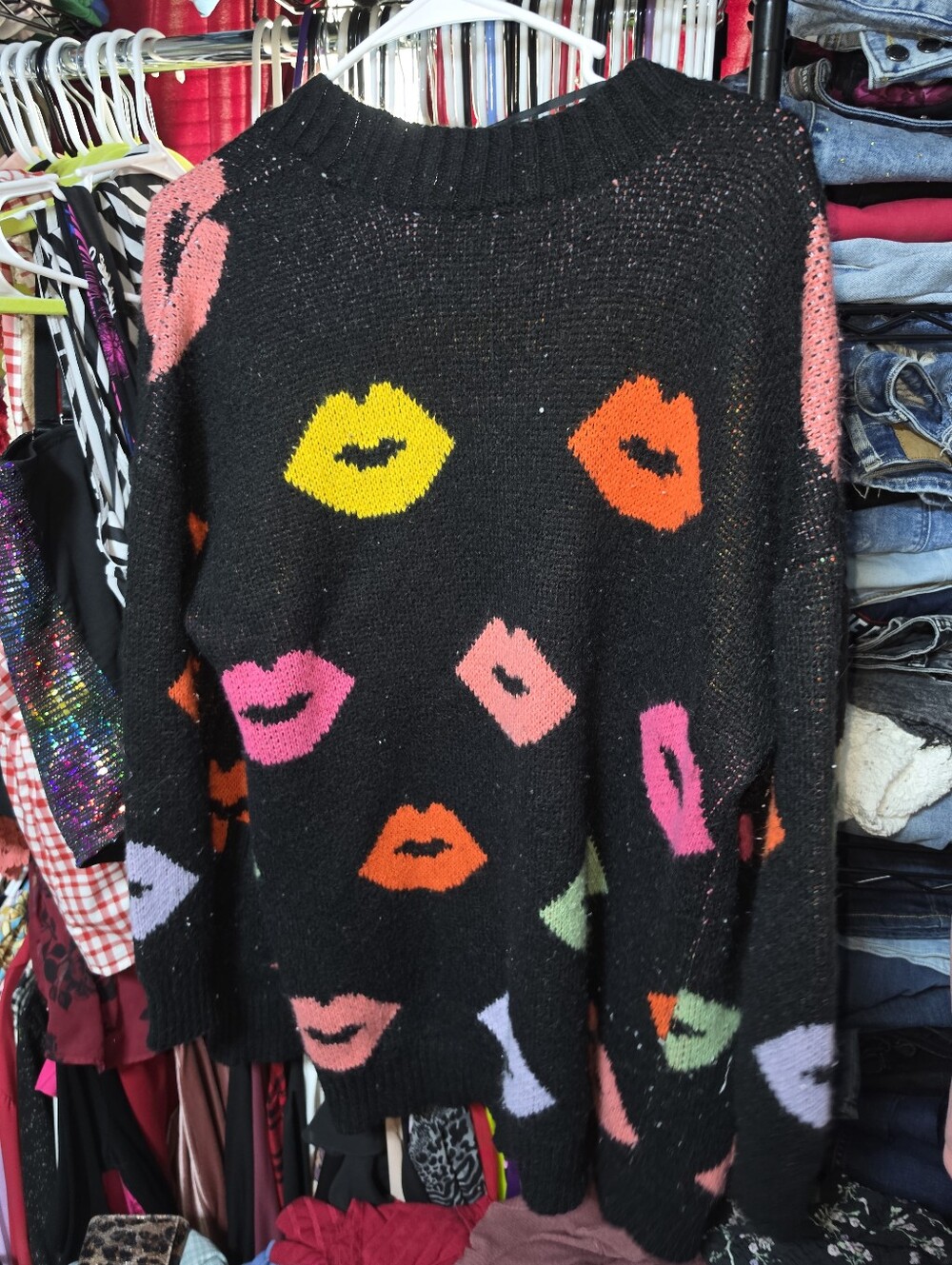 Torrid 1x Torrid Dropped Shoulder Open Cardigan Colorful Lips Print - Picture 5 of 5